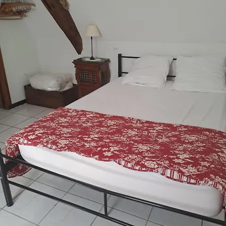 Petit Gouffre D'amour Holiday home *